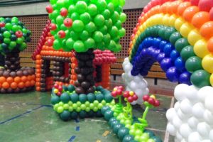 20140525 173420 300x200 - Balões para festas. Como usar e trabalhar com eles.